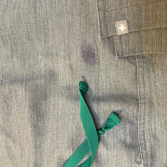 Men’s Figs - Picture 2 of 4